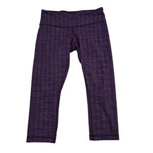Lululemon Crop‎ leggings Women's Purple Size 6 Elastic Waist Wunder Under Pant